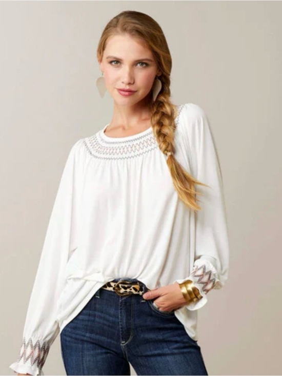 Ariat Tops - Ariat XL Prairie embroidered stitching on cuff-neck stretch smocked cream tunic